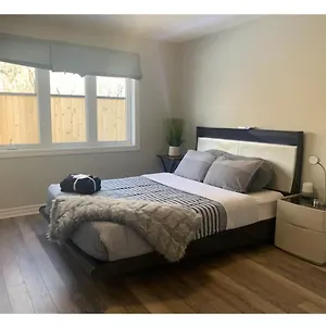 Beautiful One Bedroom 5 Minutes From Int Airport Guest house